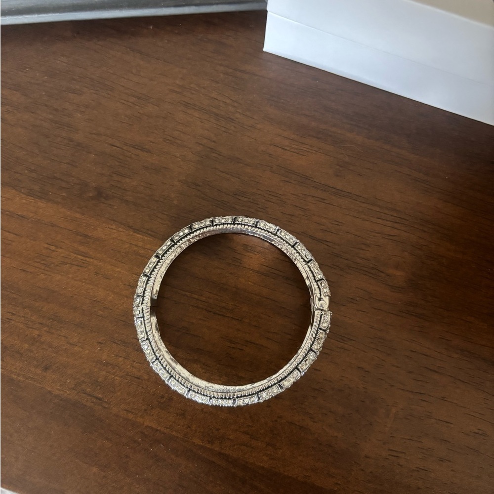 Silver Rhinestone Hexagon Pattern Bracelet - Picture 5 of 5